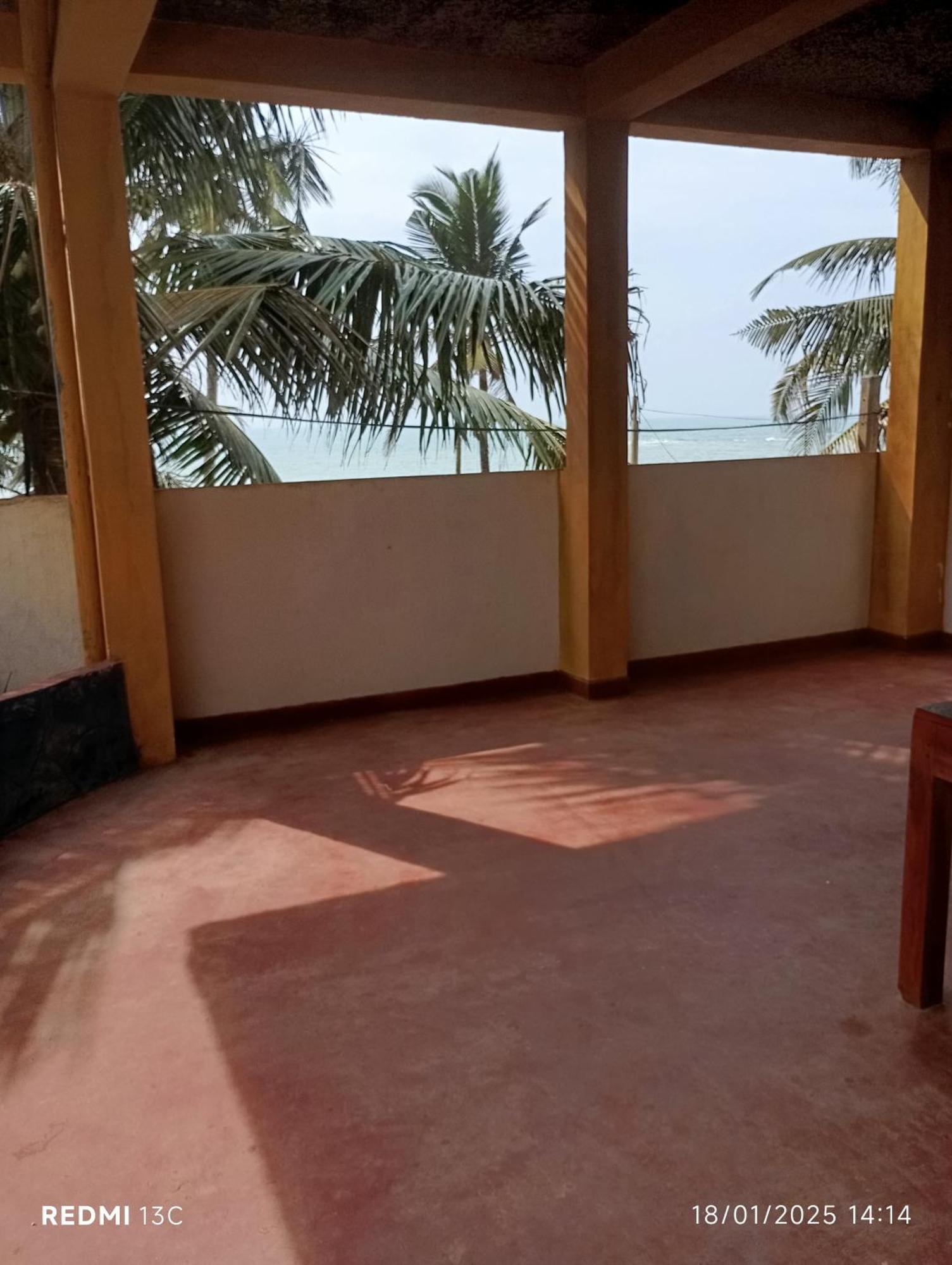 Hotel Our Little Secret Kalutara Esterno foto